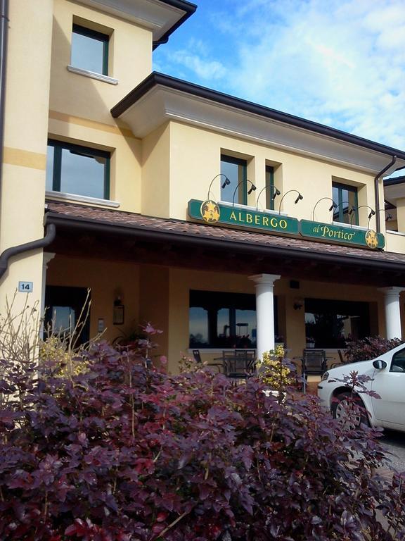 Albergo Al Portico Azzano Decimo Exteriér fotografie
